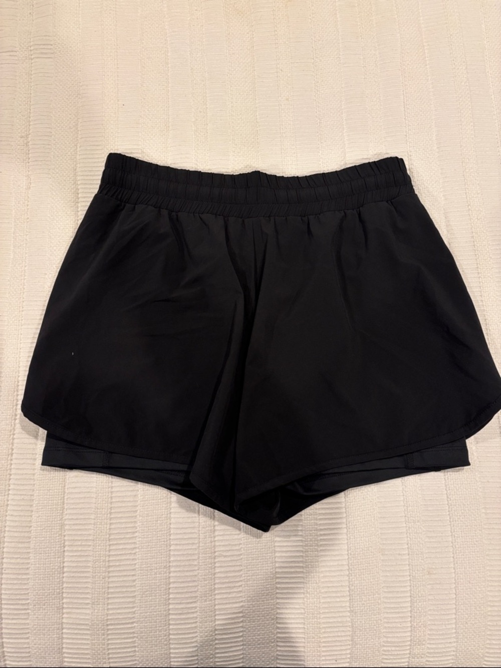 Beyond Yoga Women’s Performance Shorts with liner Medium